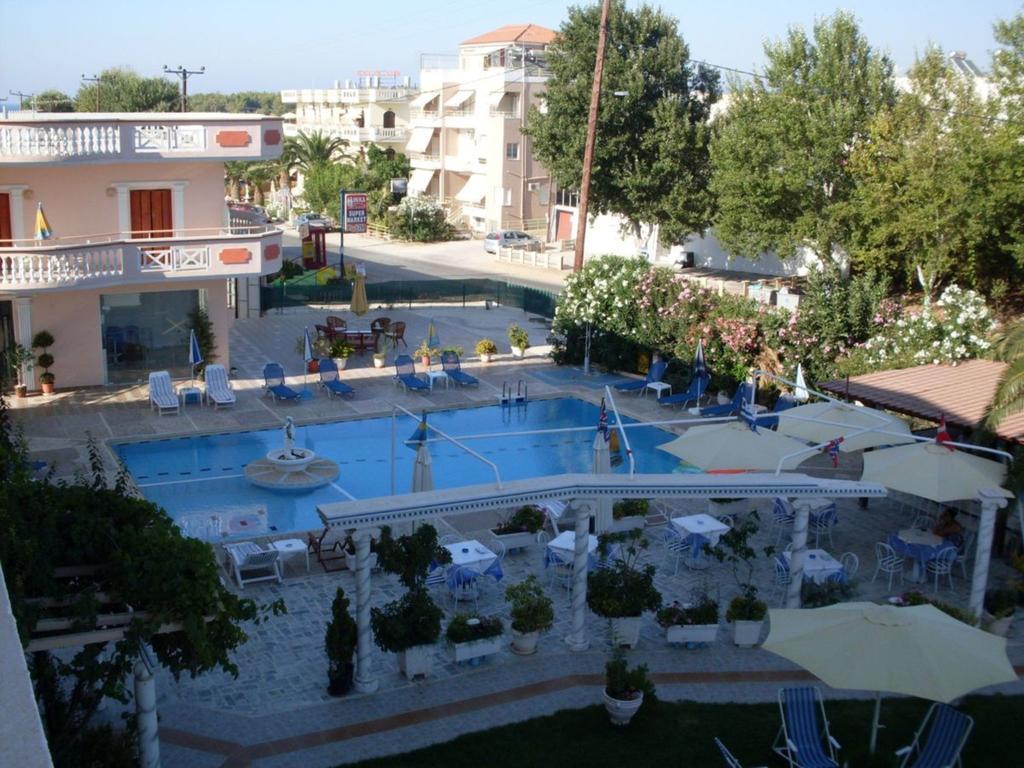 Sun City Kato Daratso Bagian luar foto
